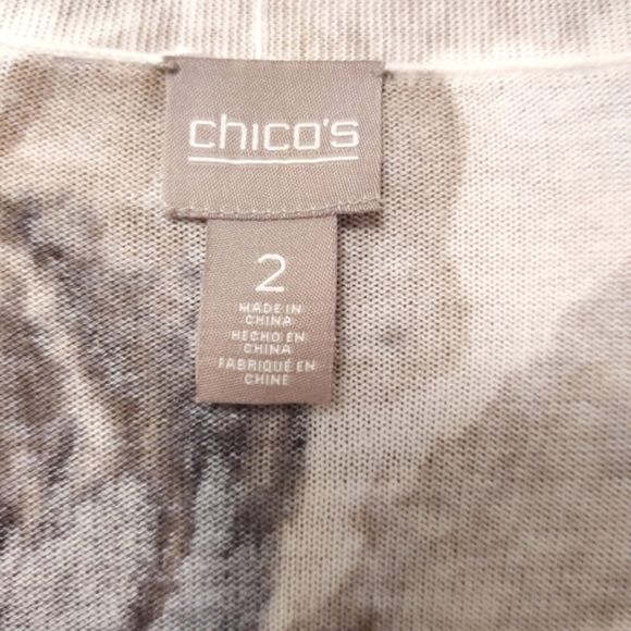 CHICOS CARDIGAN SIZE 2. - Picture 5 of 8